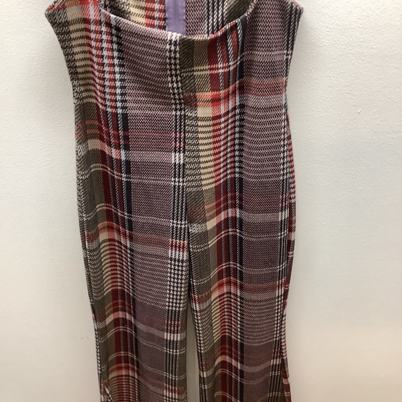 Goodtimes USA Size Medium Sleeveless Jumpsuit Back Zipper Closure Flare Bottom - Picture 4 of 9